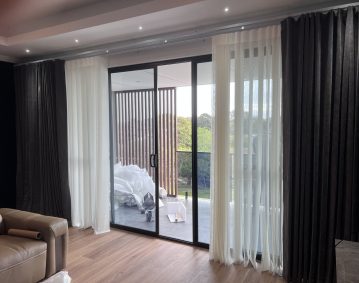 Curtain